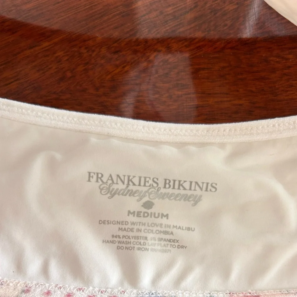 Frankies Bikinis bikini set
